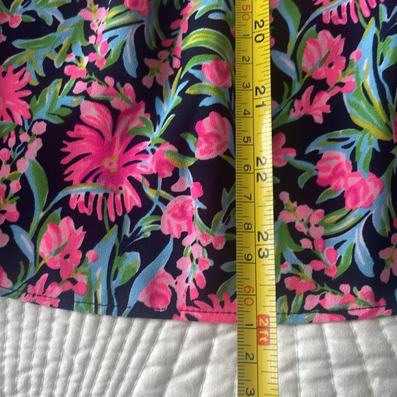 NWOT Lilly Pulitzer Joan Top Low Tide Navy Garden Variety Size S - Picture 5 of 9